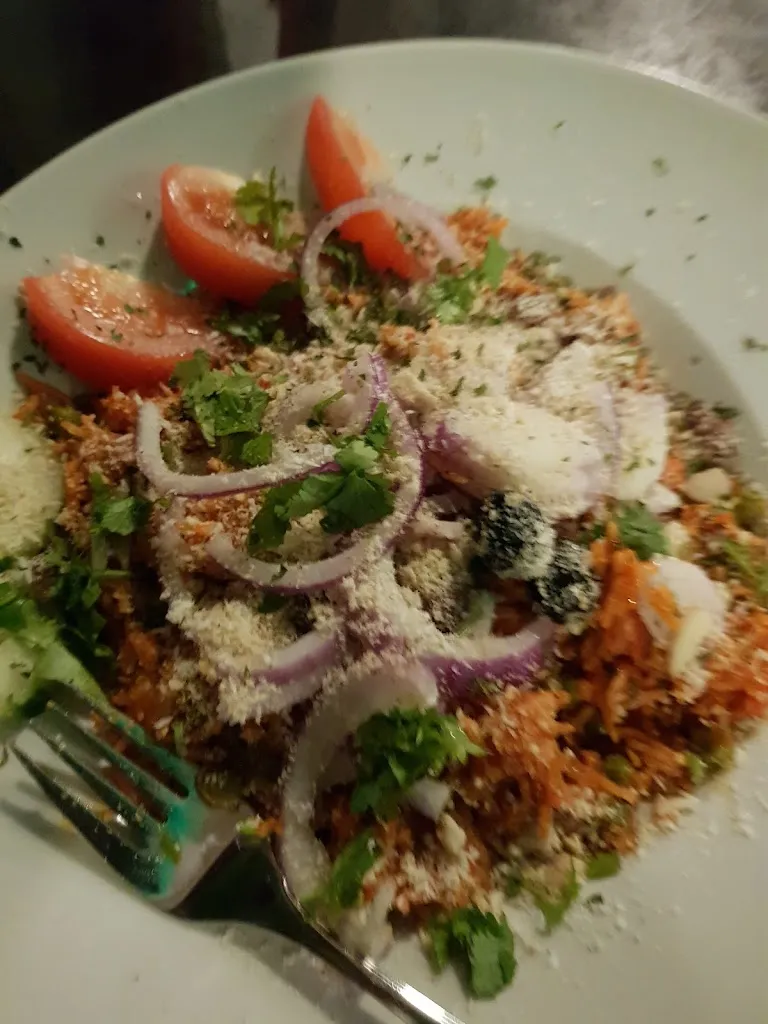 hari surya_Day-Night Pizza_Hof_review