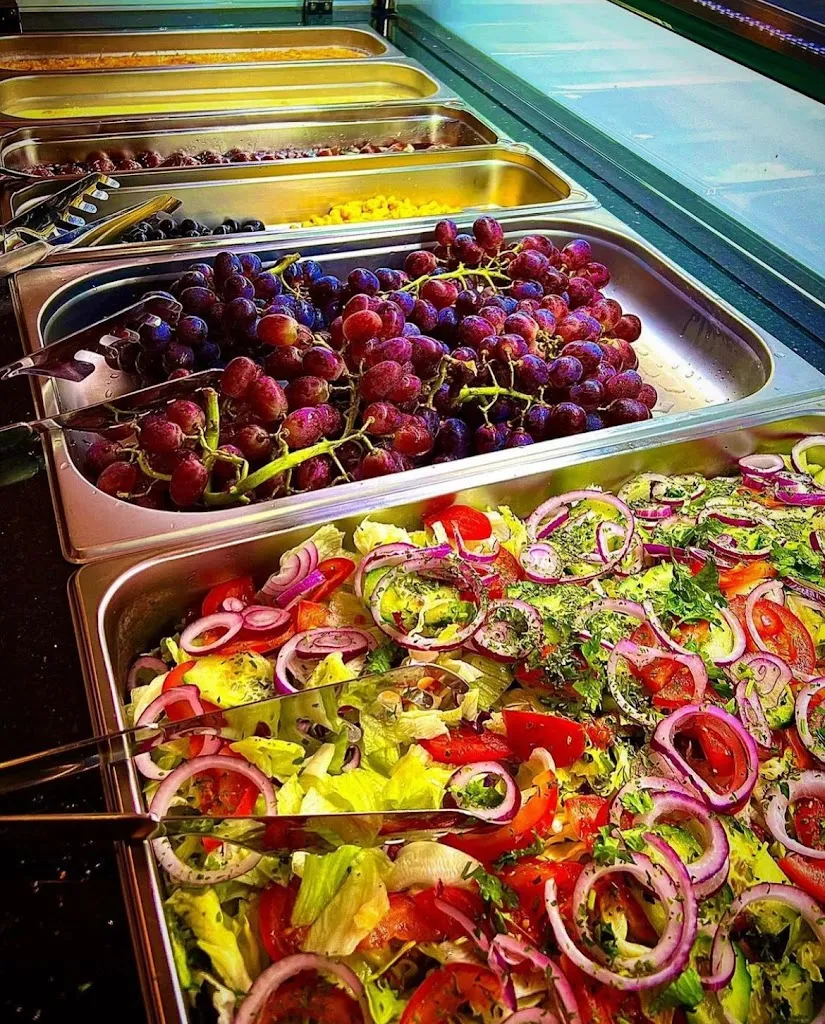 Day-Night Pizza_Hof_slider_image_2