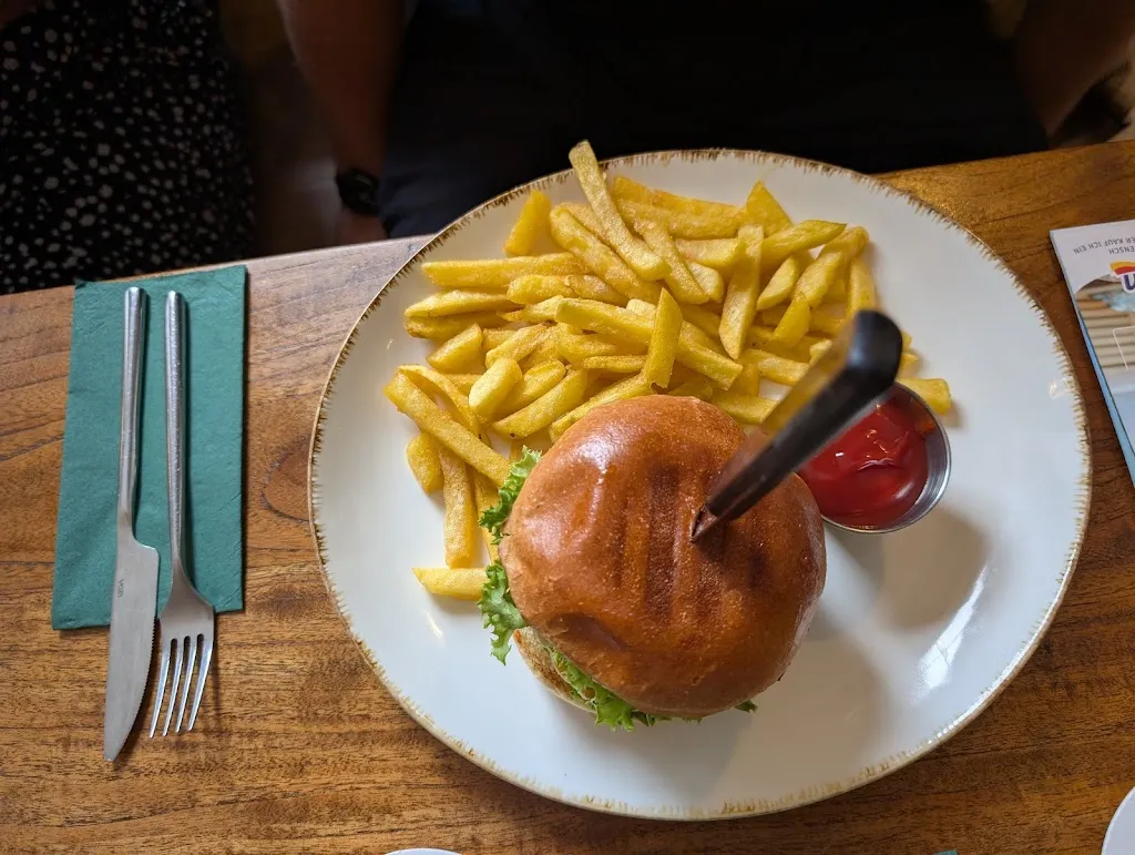 Daniel Gerschwitz_Mediterano_Höhenkirchen-Siegertsbrunn_avis