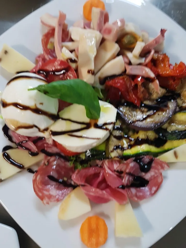 Menu_Pizzeria Café Lucania Bistro - Massimiliano Lauriola_Hollfeld_immagine_4