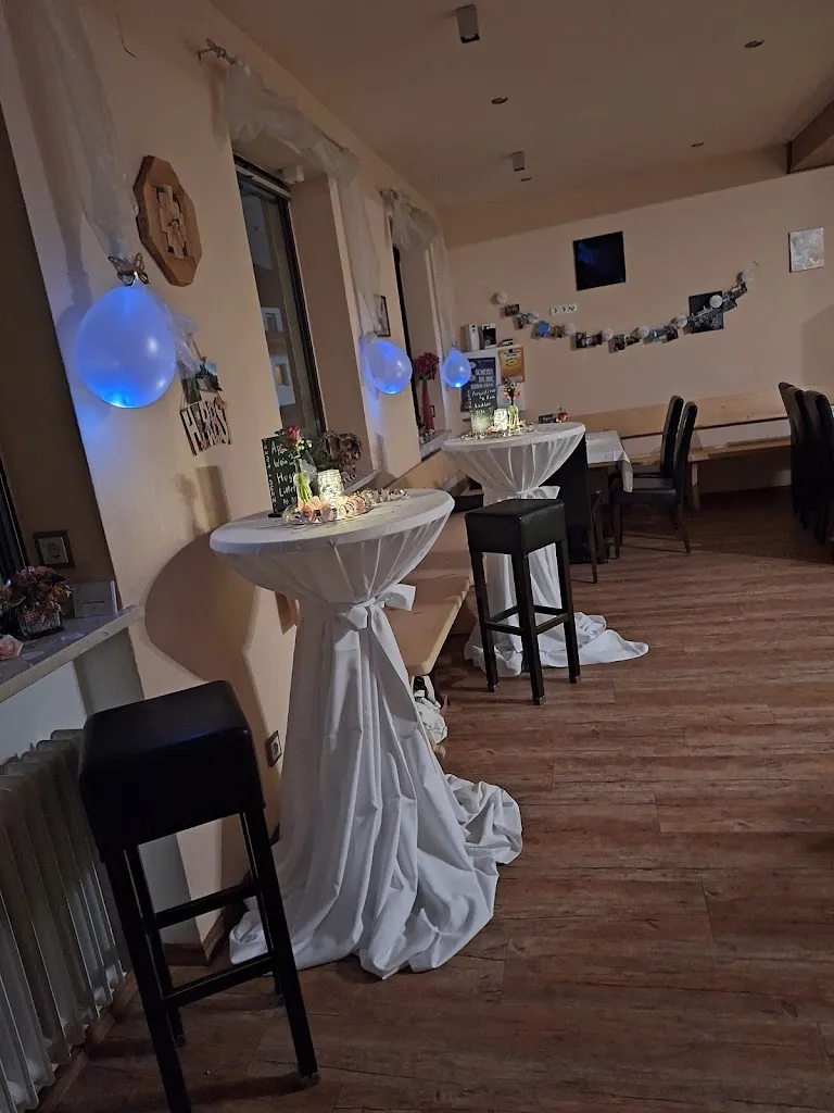 Zum Schmied restaurant in Hopferau