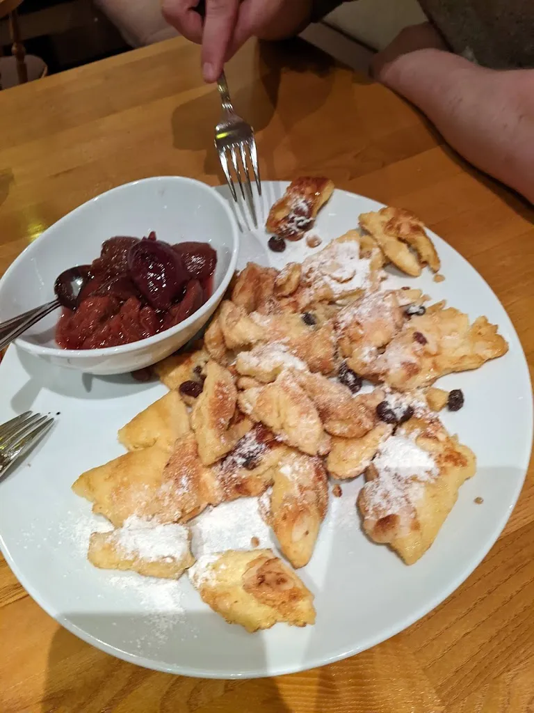 Lucia del Carmen Villalta Pachas_Restaurant Maucher's_Füssen_review