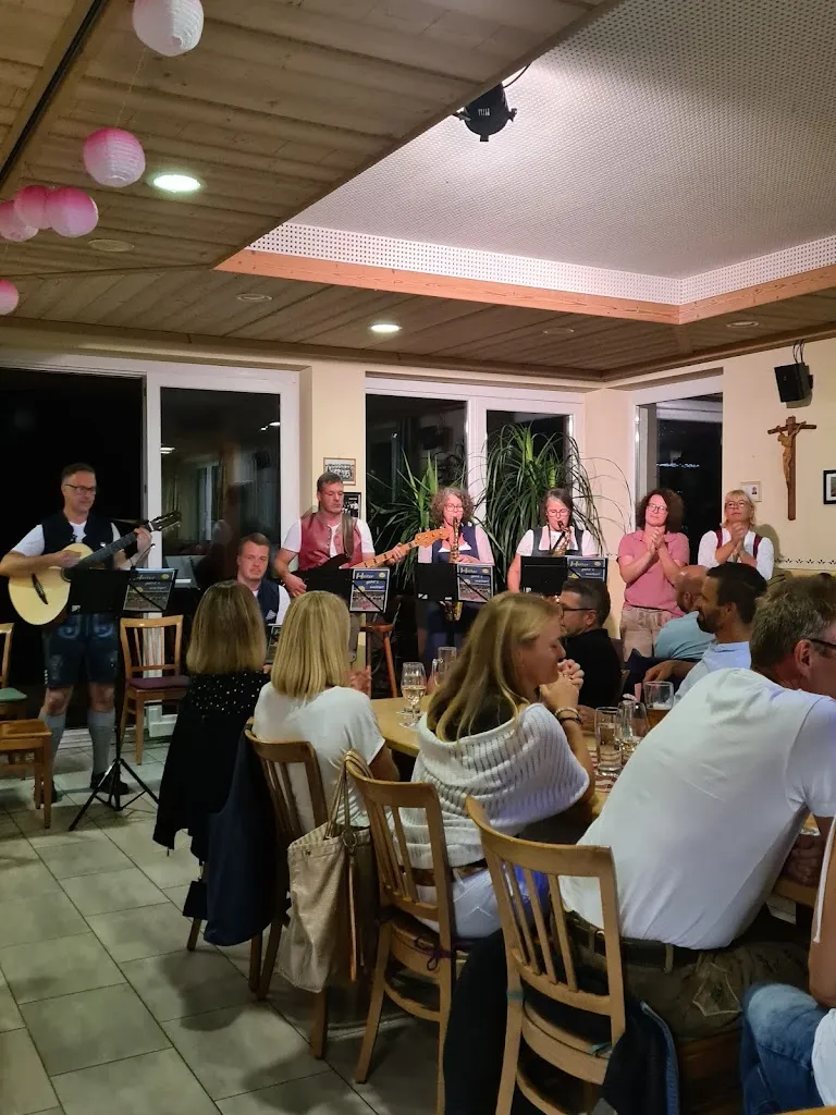 Sportgaststätte Inghauser Alm_Hollenbach_slider_image_1