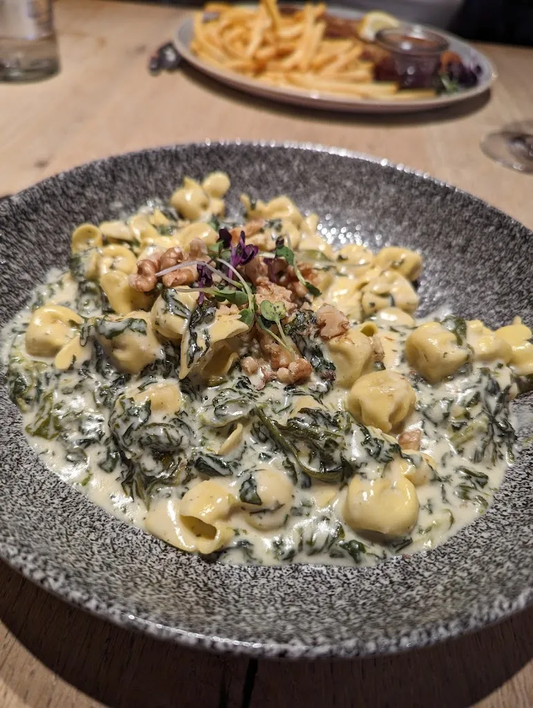 Emily M_Restaurant Pöltner Hof | Geniessen in historischem Ambiente_Oberbayern_review