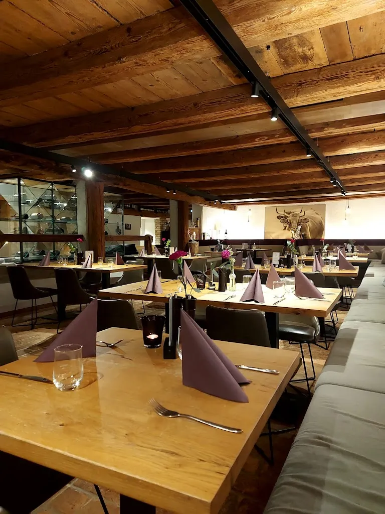 Restaurant Pöltner Hof | Geniessen in historischem Ambiente restaurant in Oberbayern