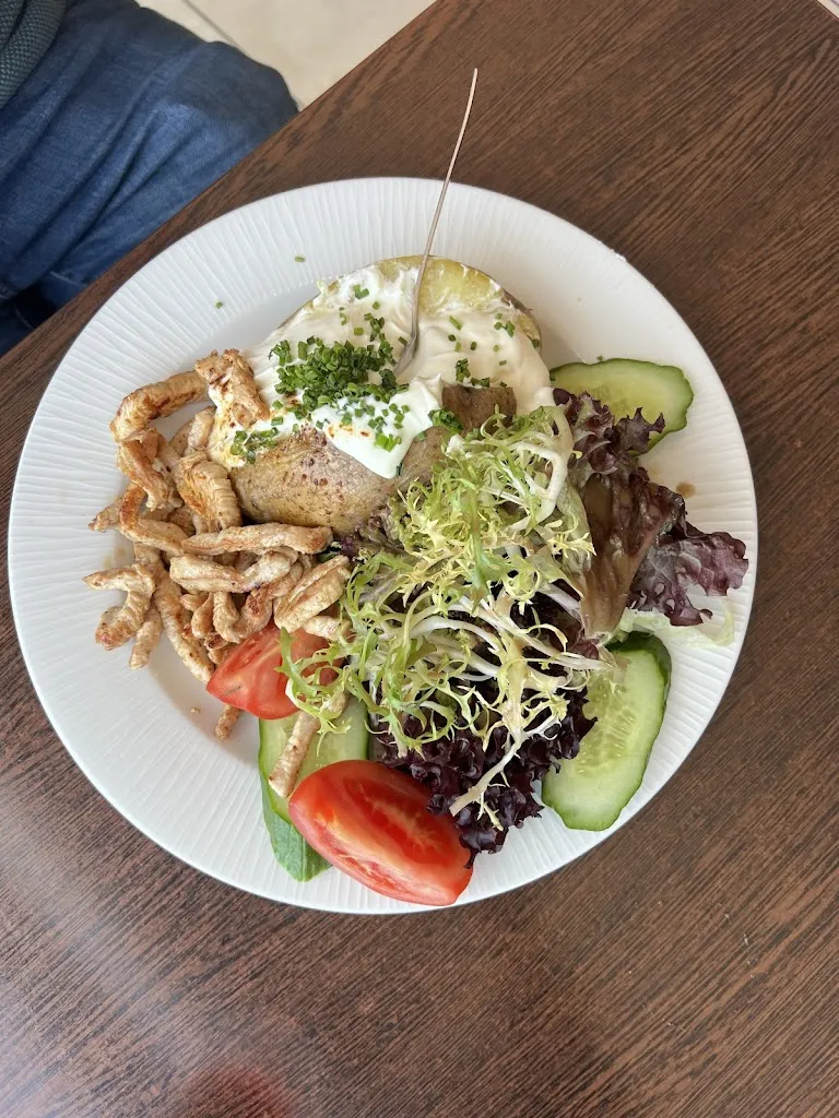 Frau Tester_Restaurant Möbelcentrale_Schongau_review