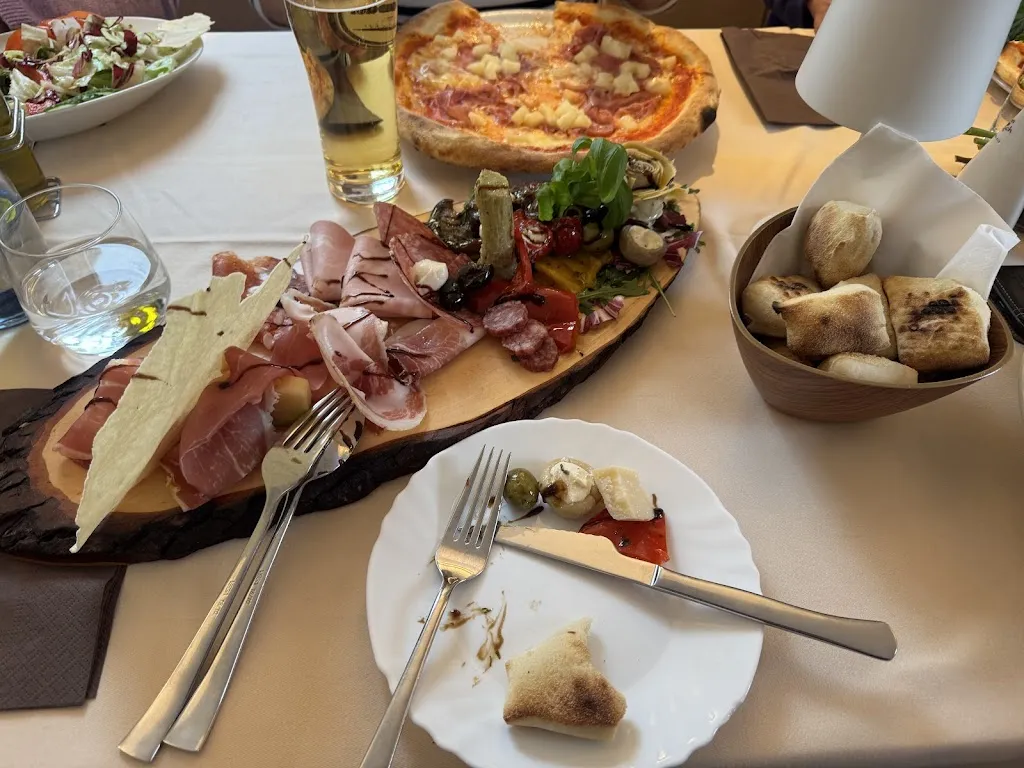 Ristorante Pizzeria Jesolo_Ichenhausen_slider_image_2