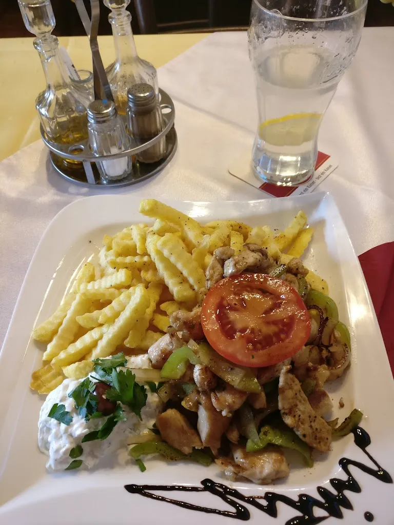 Roman Artmüller_La Taverna_Austria_recensione