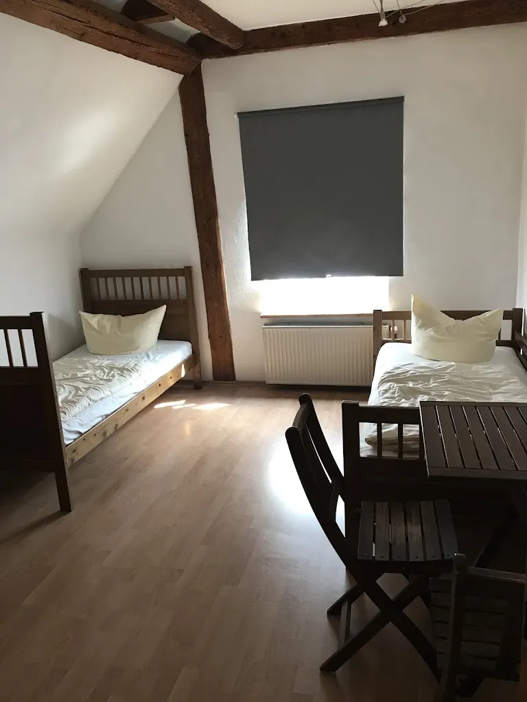 Weisses Ross Garni restaurant in Ichenhausen