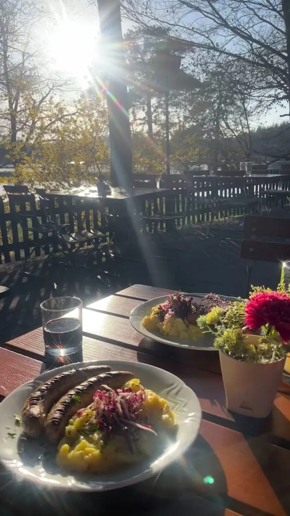 Anna-Lena Di Geronimoн_Fohnseestüberl_Iffeldorf_review