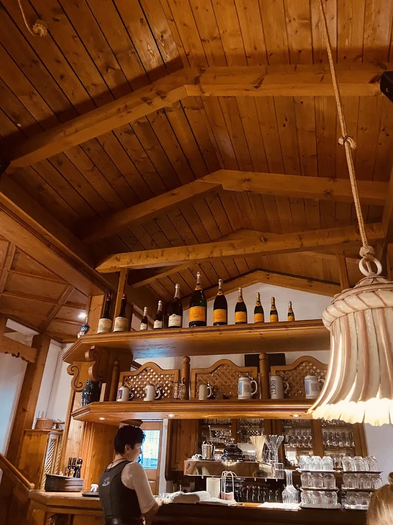 Sarah Elhouch (DNCH)_Hotel im Landgasthof Osterseen_Iffeldorf_review