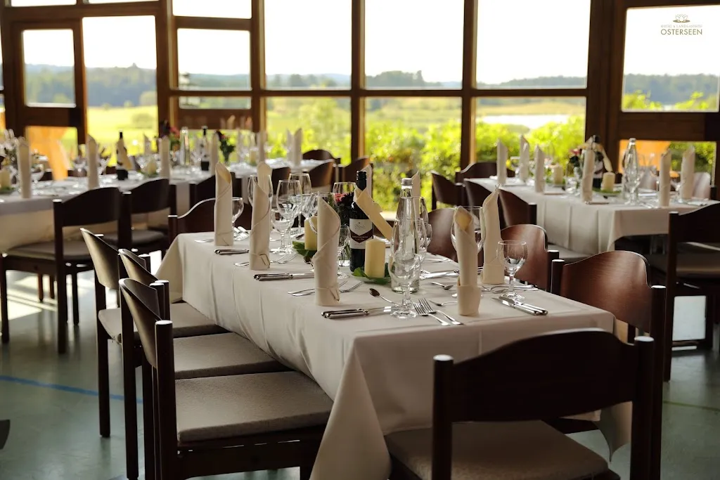 Restaurant im Landgasthof Osterseen restaurant in Iffeldorf