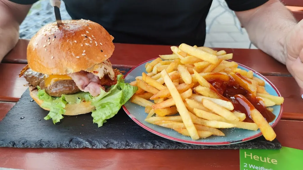 B-Fifty-Two_Iggensbach_slider_image_3