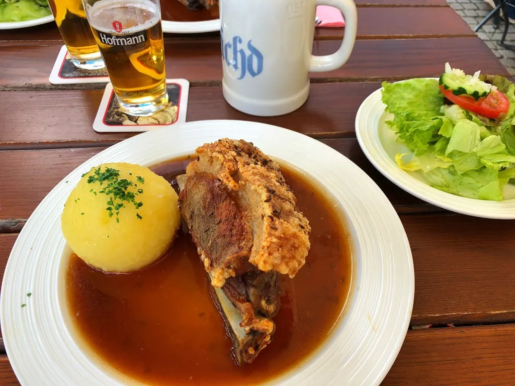 Patrick Woelfel_Wirtshaus Scharfes Eck_Aisch_review