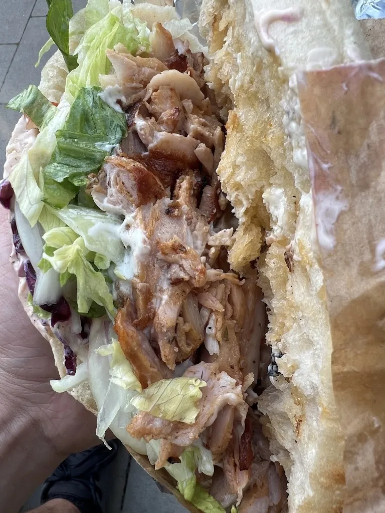 Adam Pizzeria & Burgerhaus_Höchstadt_slider_image_3