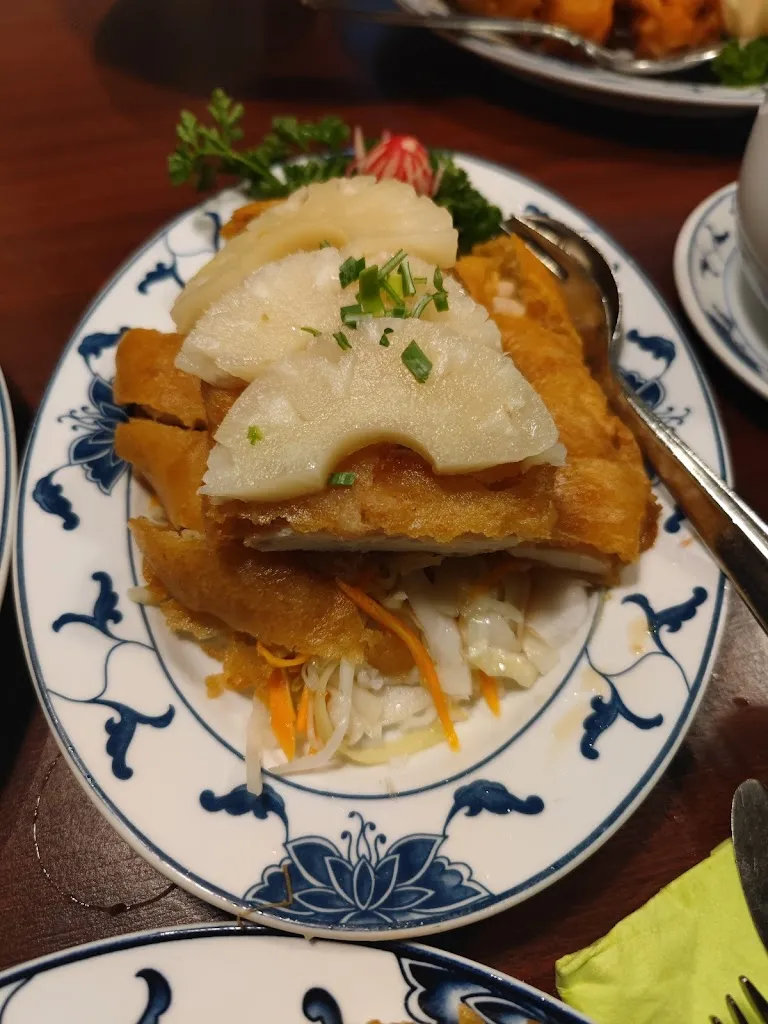 Daniel Braun_China Restaurant Peking_Aisch_review