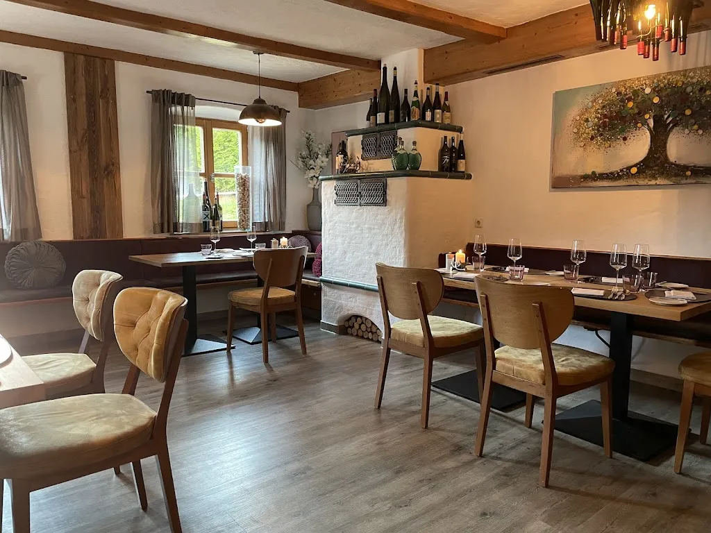 Gasthaus Jakob restaurant in Perasdorf