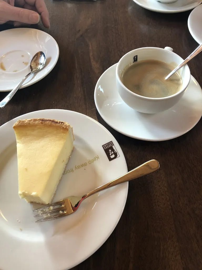 Jannick Nijholt_Coffee Fellows - Kaffee, Bagels, Frühstück_Hunderdorf_review