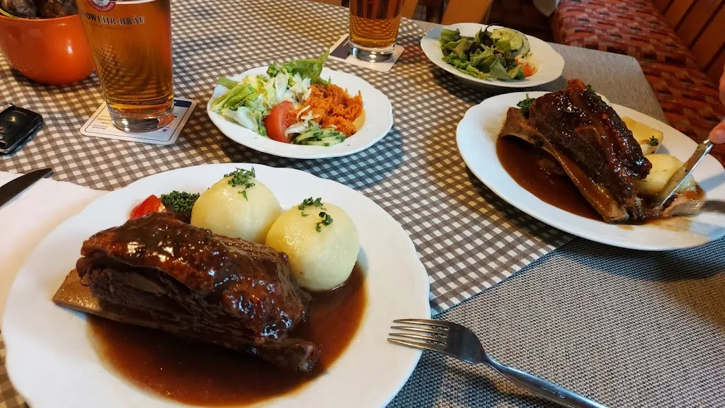 Christopher Coburn_Gaststätte Zum Ochsen_Insingen_review