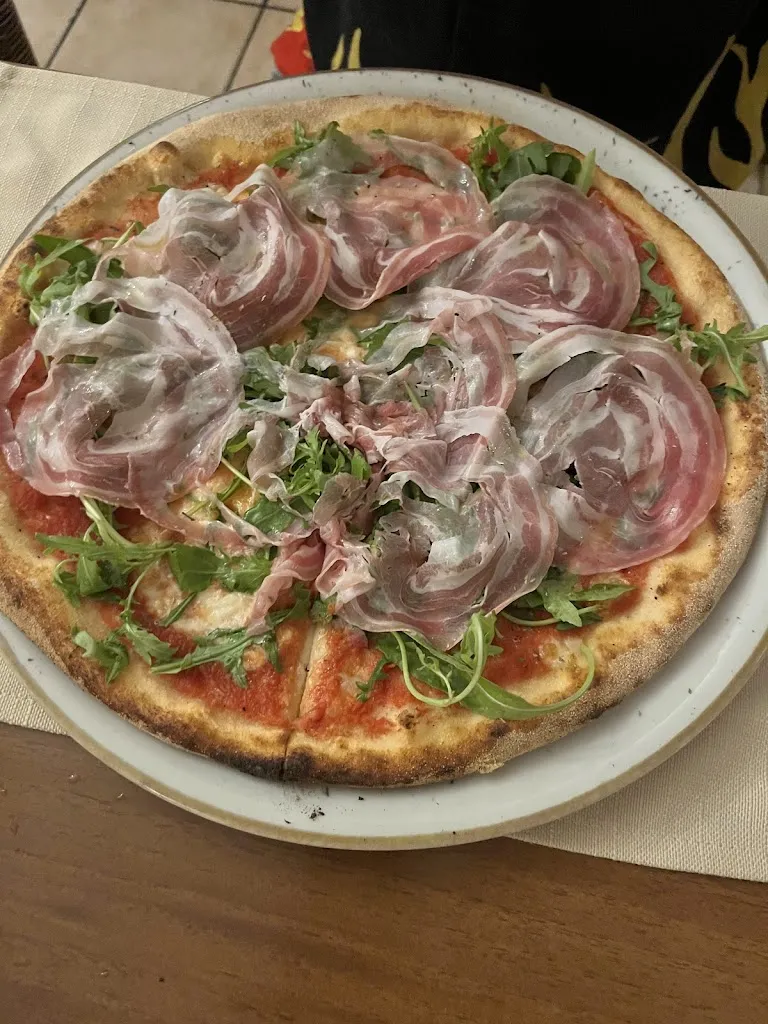 Ristorante Pizzeria Da Tosto_Holzkirchen_slider_image_2