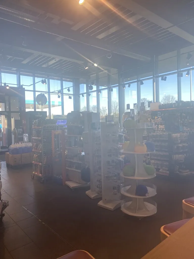 Koel Ganguly_Serways Raststätte Holzkirchen Süd_Holzkirchen_recensione