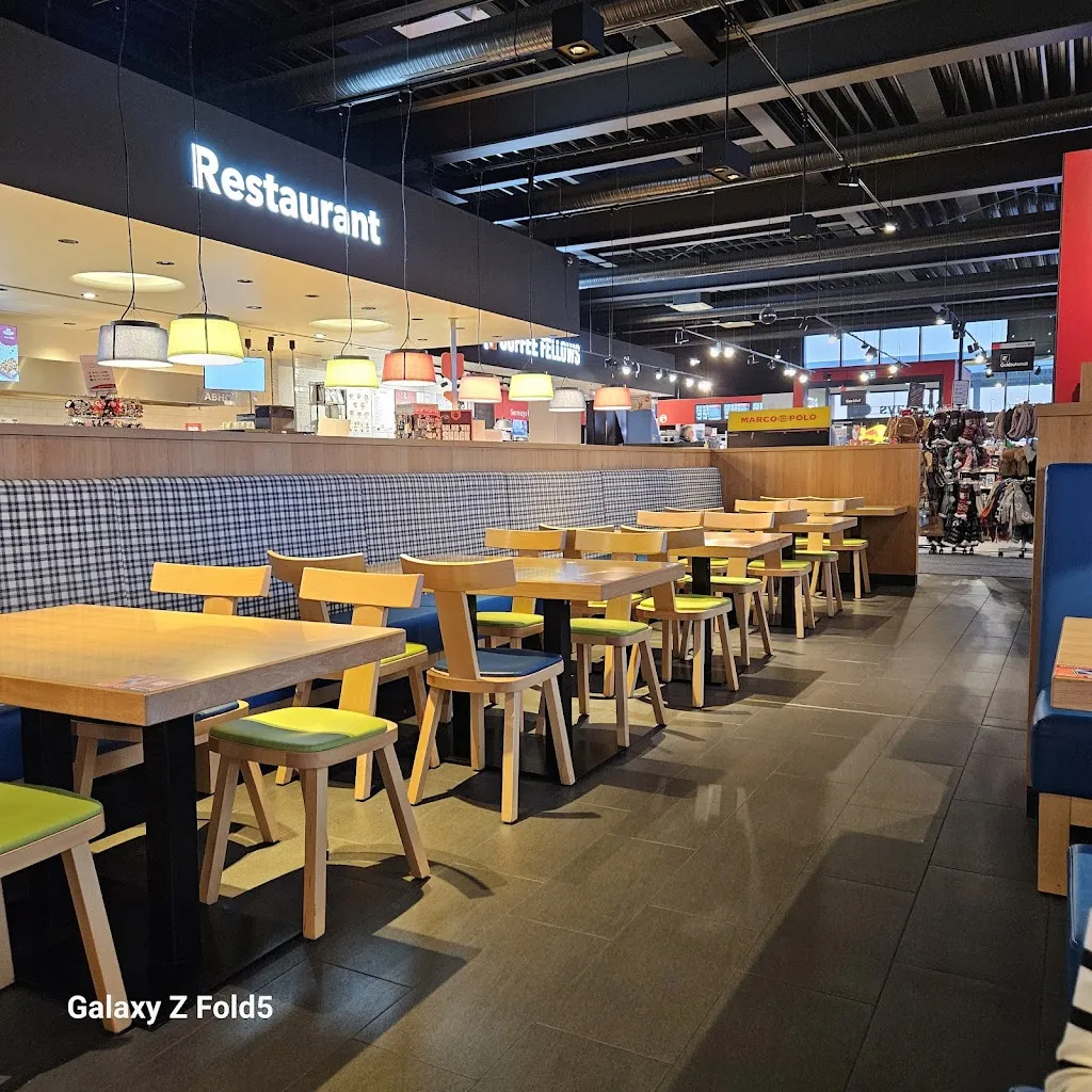 Serways Raststätte Holzkirchen Süd_Holzkirchen_slider_image_3