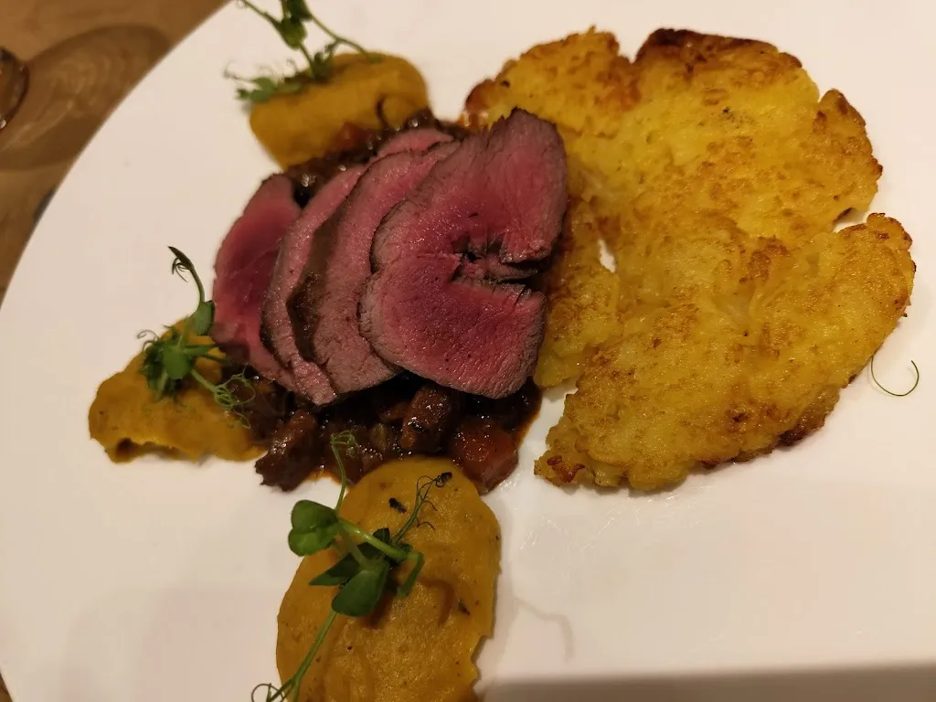 Bruno Monteiro_Moar Alm._Sachsenkam_review