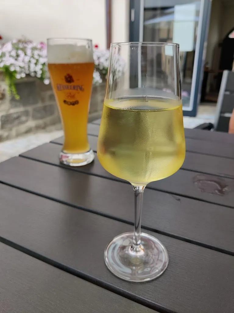 Astrid Carigiet_Weißes Ross_Iphofen_review