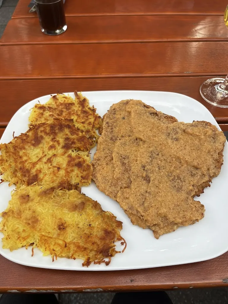 Claudi “SimClaud” St_Goldener Stern Iphofen_Iphofen_review