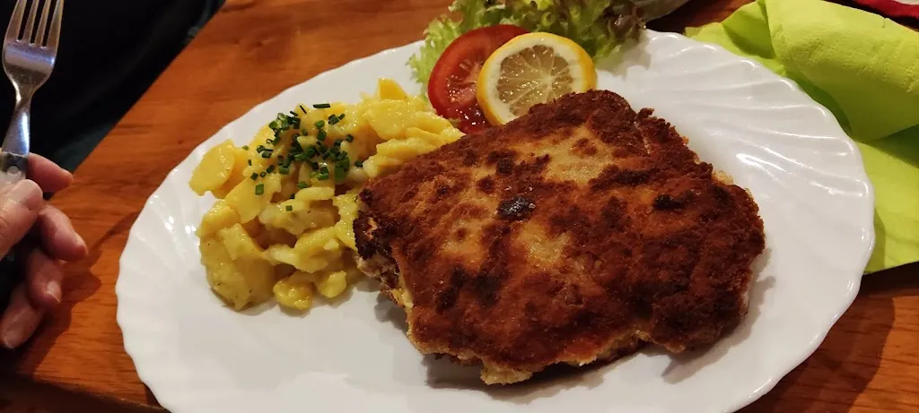 Monika Schopf_Häckerscheune Volkamer_Ippesheim_review