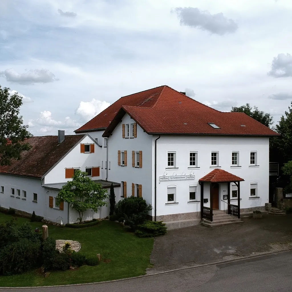 Gasthaus "Goldene Krone" (Fam. Saemann) restaurant in Ippesheim