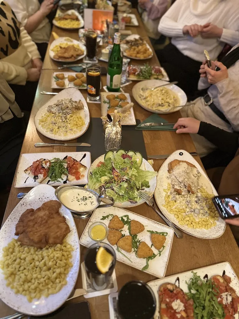 Göksu Şahin_Infinito_Ilm_review