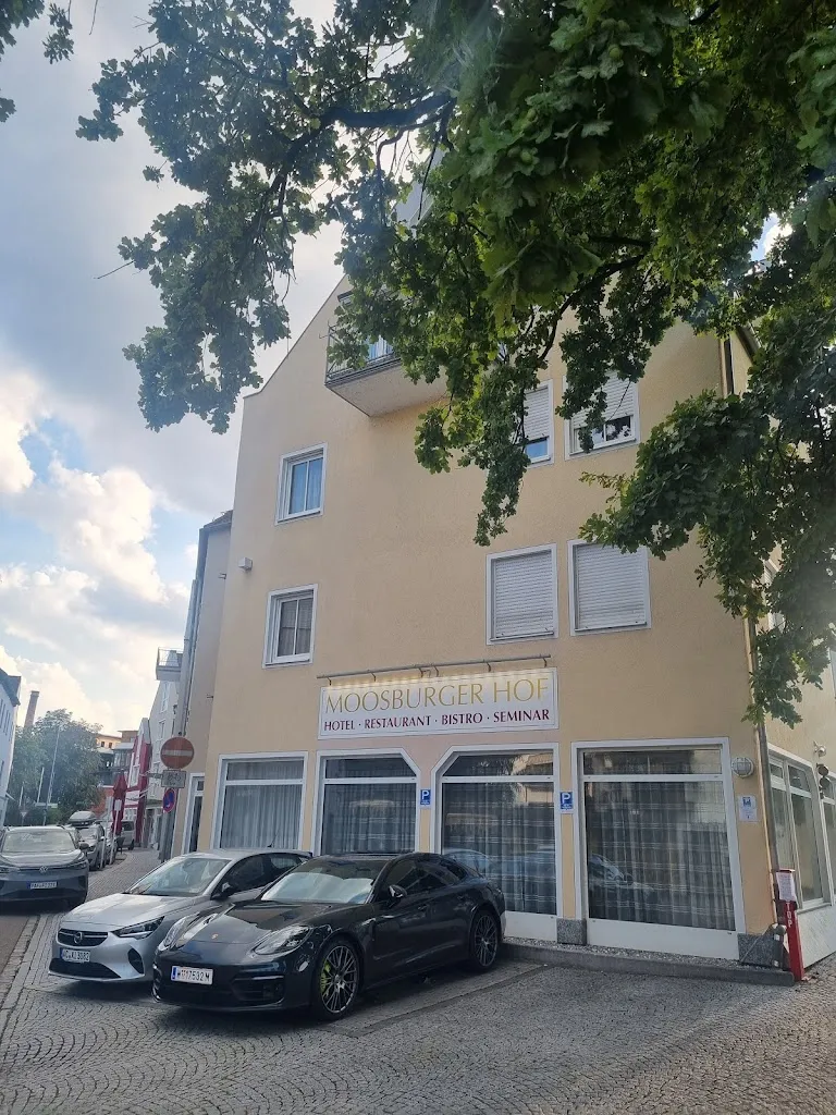 J van der L_Hotel Moosburger Hof_Ilm_review