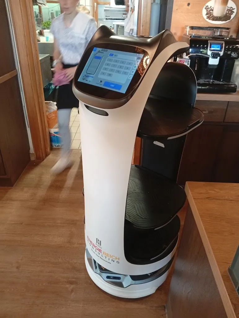 Melanie Warga_Holledauer Hütte_Ilm_review