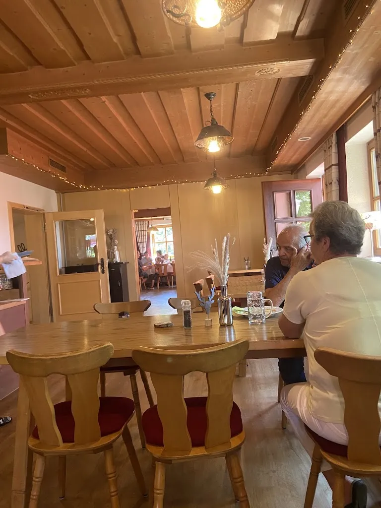 M. Weisbrod_Holledauer Hütte_Ilm_review