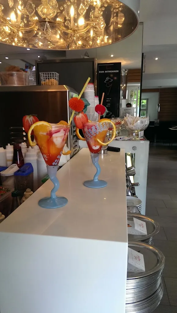 Eiscafe Schloss_Aulendorf_slider_image_2