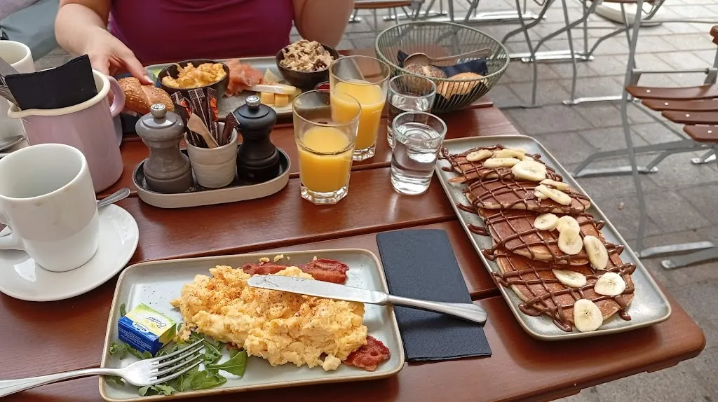 Benjamin Keckeis_Goldmarie Freising_Freising_review