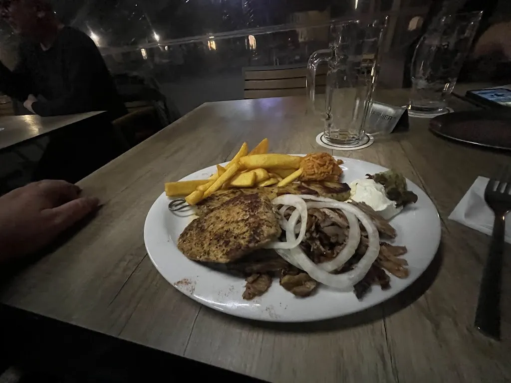 Adrian Navarrette_Pallas Gyros_Oberpfalz_review