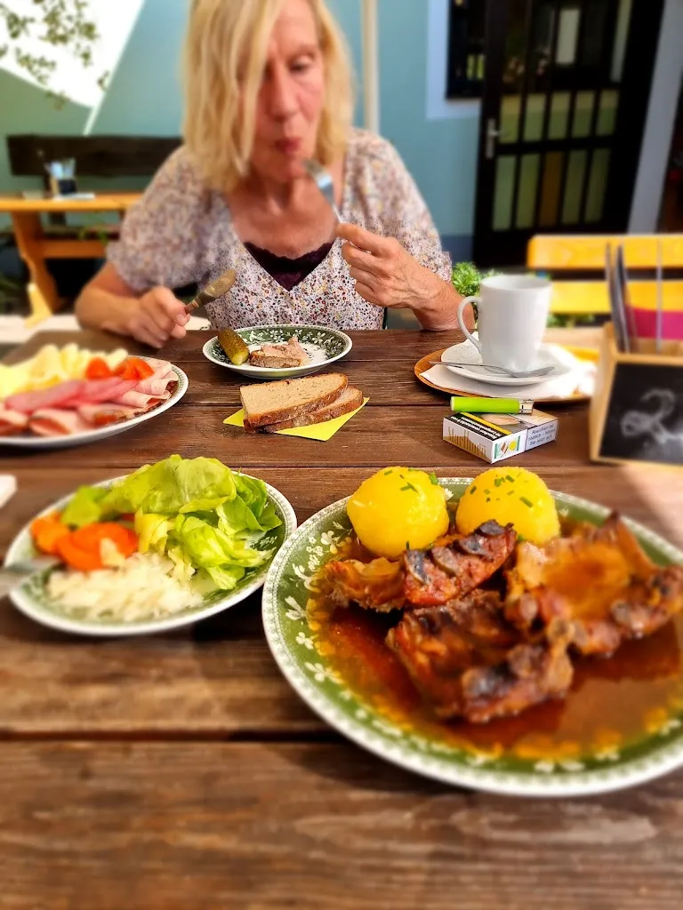 Menu_Gaststätte Lindenhof_Leuchtenberg_immagine_6