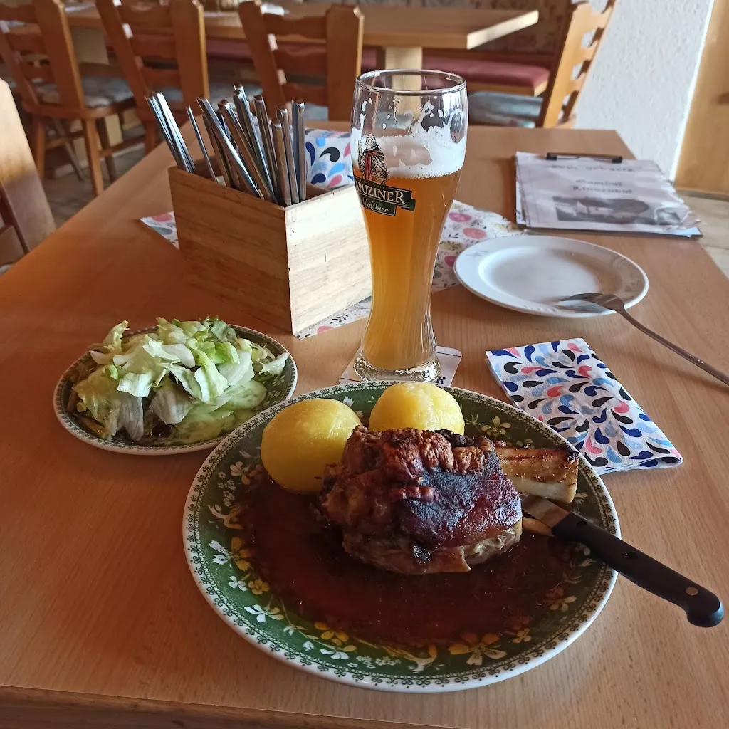 Michael Neumann_Gaststätte Lindenhof_Leuchtenberg_review