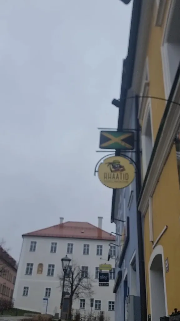 Khailia Jules_Rhaatid Authentic Jamaican Cuisine_Oberpfalz_review