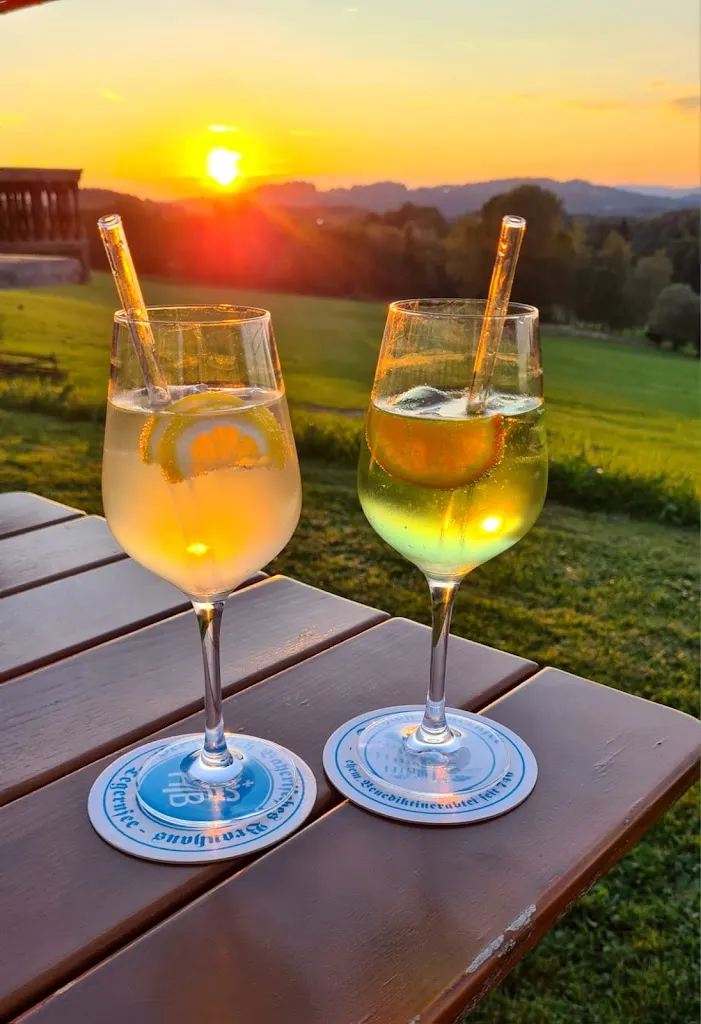 Norbert Aschenbrenner_Der Wirth - Gasthaus Niklasreuth_Irschenberg_review