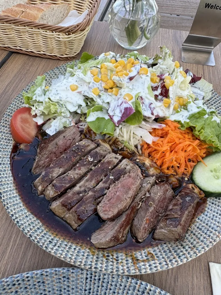 Y B_elfida Cafè Bar Restaurant_Auggen_review