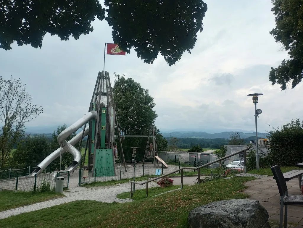 Hannah Dearden-Watts_Serways Raststätte Irschenberg Süd_Irschenberg_review