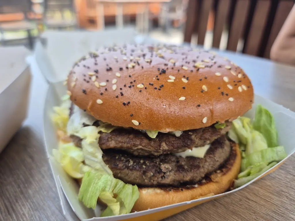 McDonald's_Irschenberg_slider_image_3