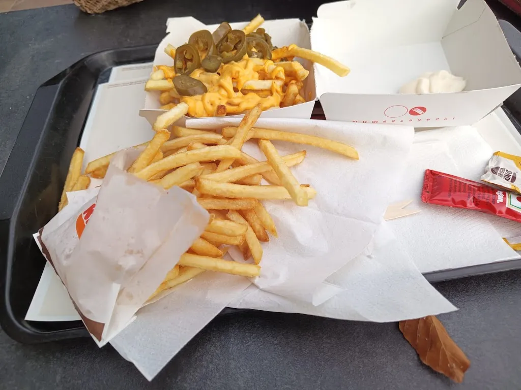 Burger-King_Irschenberg_slider_image_3