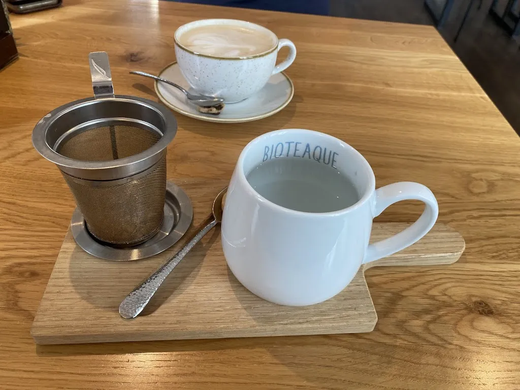 Jan Abraham_Café One_Isen_review