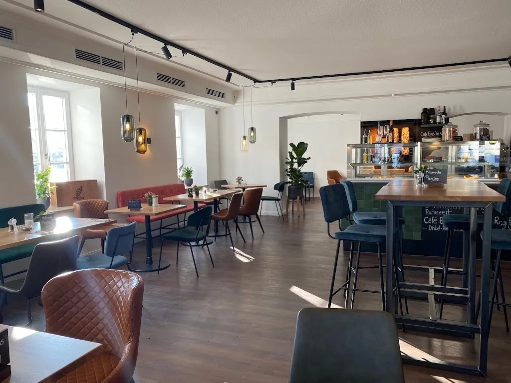 Café One restaurant in Isen