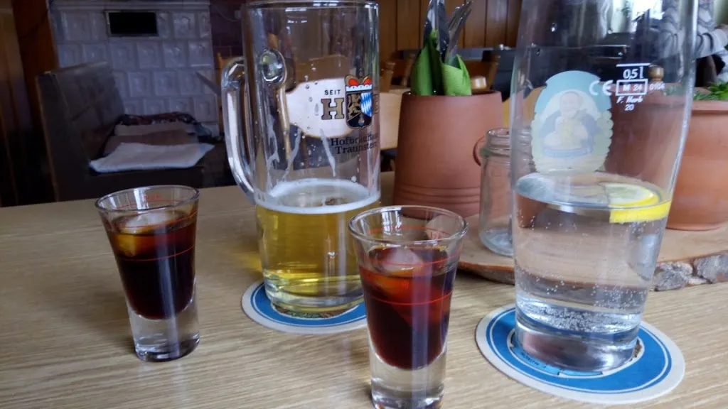 Gerhard Schachner_Der Neue Kirchenwirt_Julbach_review