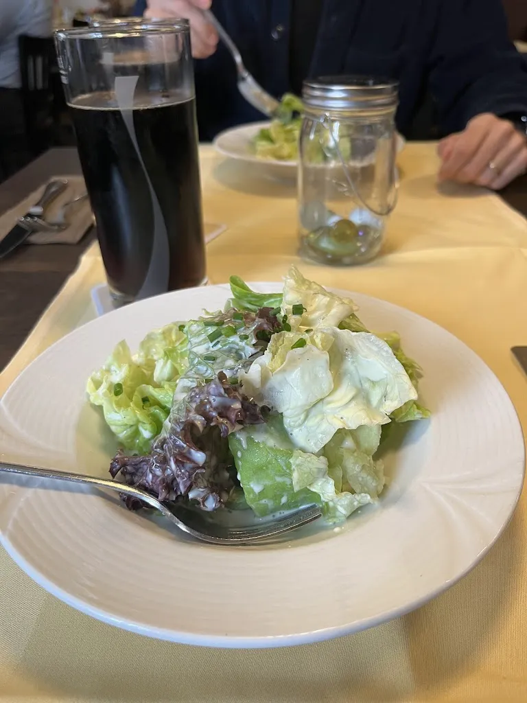 Julie Gallagher_Bistro Luna_Auggen_review